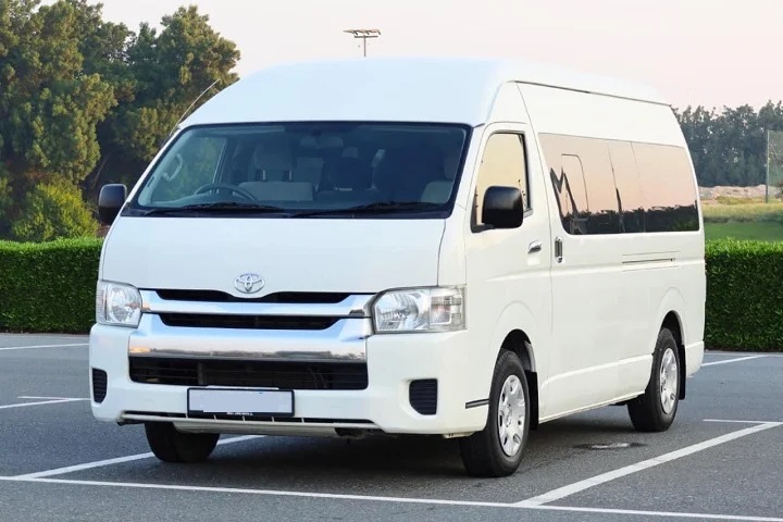 Van Rental in Fujairah - Hire a van in Fujairah